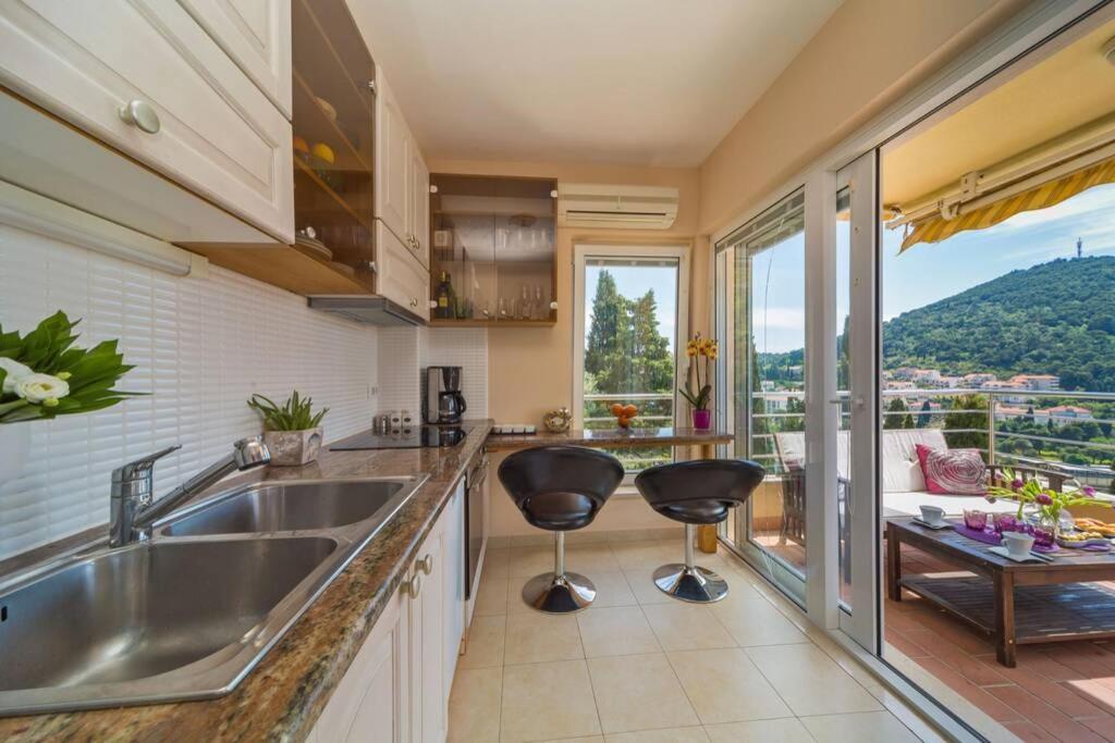 Blue Dream - Stylish Apt With Stunning Sea View Dubrovnik Bagian luar foto